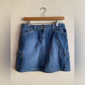 Halogen Denim Skirt Size 6 Jean Short Mini Cargo Skirt Pockets Medium Wash Y2K